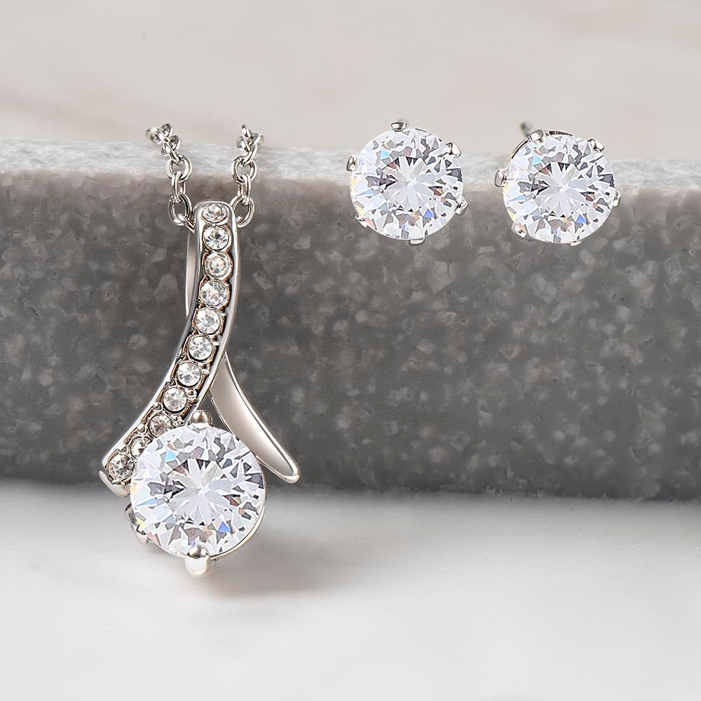 Necklace Alluring Beauty + Clear CZ Earrings